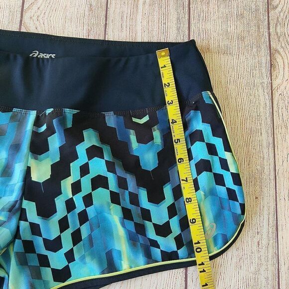 ASICS Everysport Geometric Athletic Running Shorts with Brief L - Picture 11 of 14